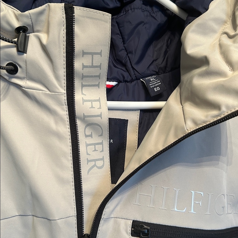 Tommy Hilfiger Men's  Jacket - Picture 4 of 8